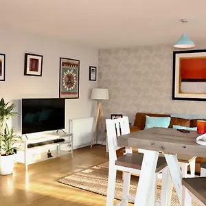 Luxapartment- Port Of Leith - Secure Parking Apartment Edinburgh